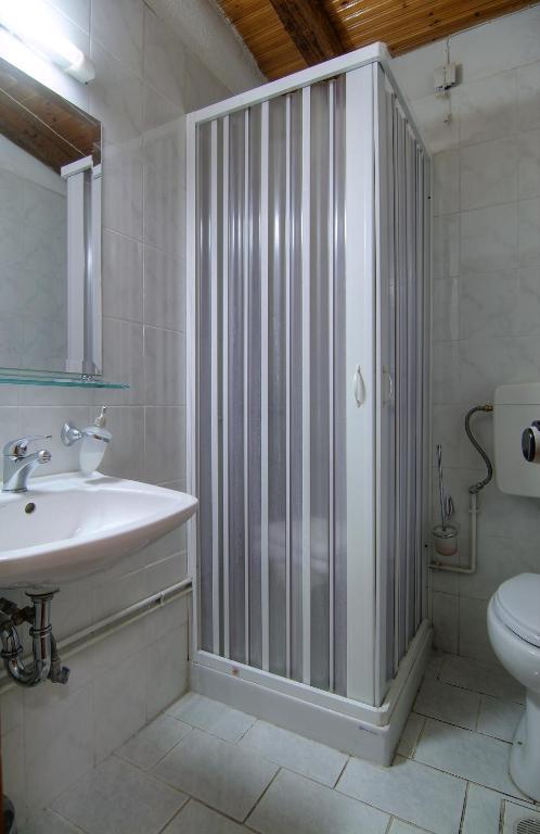 Hotel Lefas Delphi Room photo
